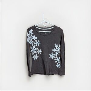 Natural Reflections Gray/Brown Snowflake Long Sleeve Tee